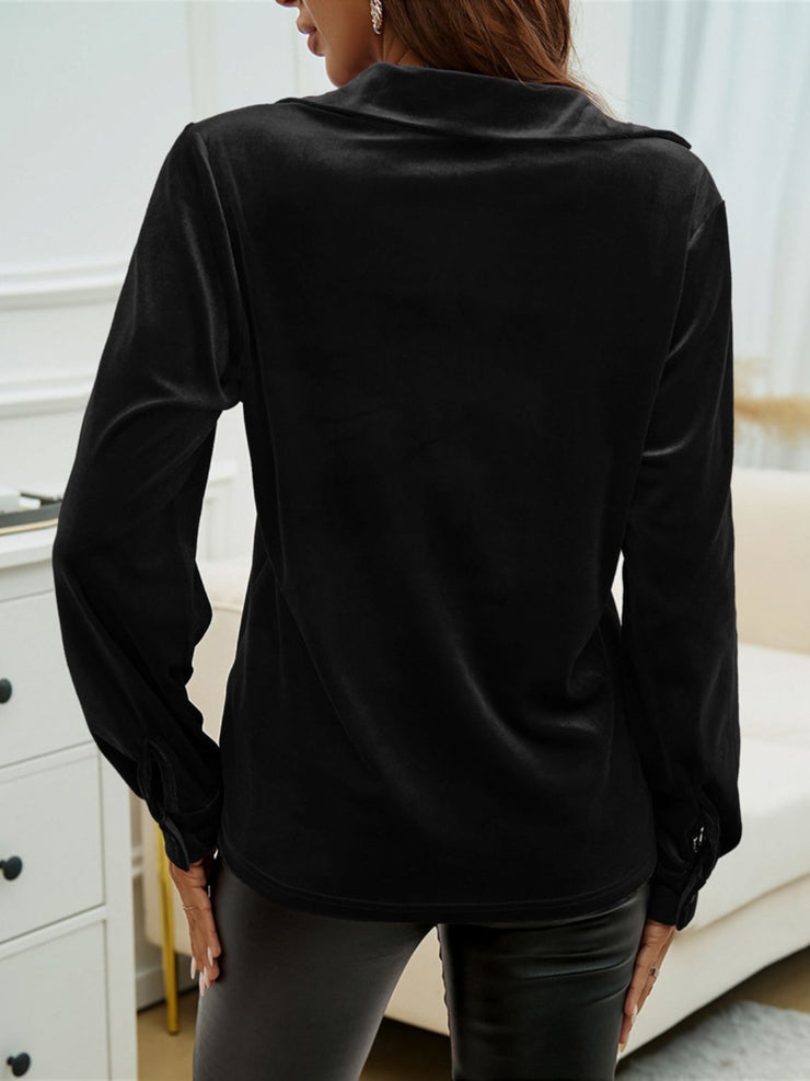 Pocketed Collared Neck Long Sleeve Shirt